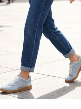 JOE BOXER Light Blue White Sneakers Gum Sole Kids Big Girl 4 Women 6 NWT